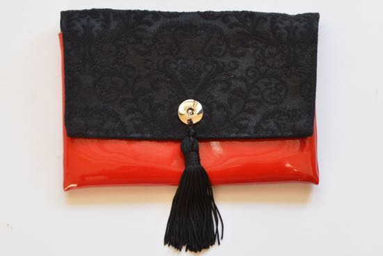 オニキスレッド